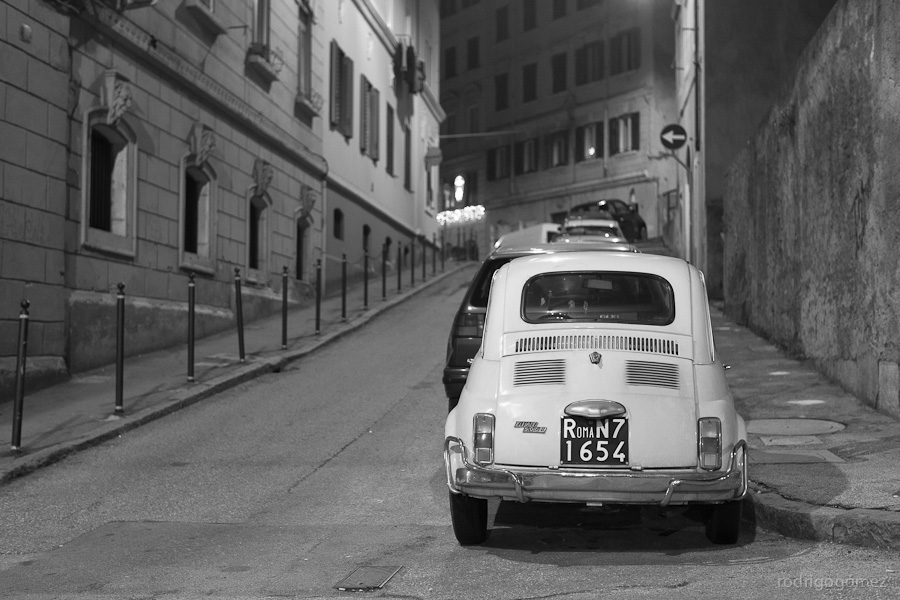 El coche blanco - Trieste, Italia